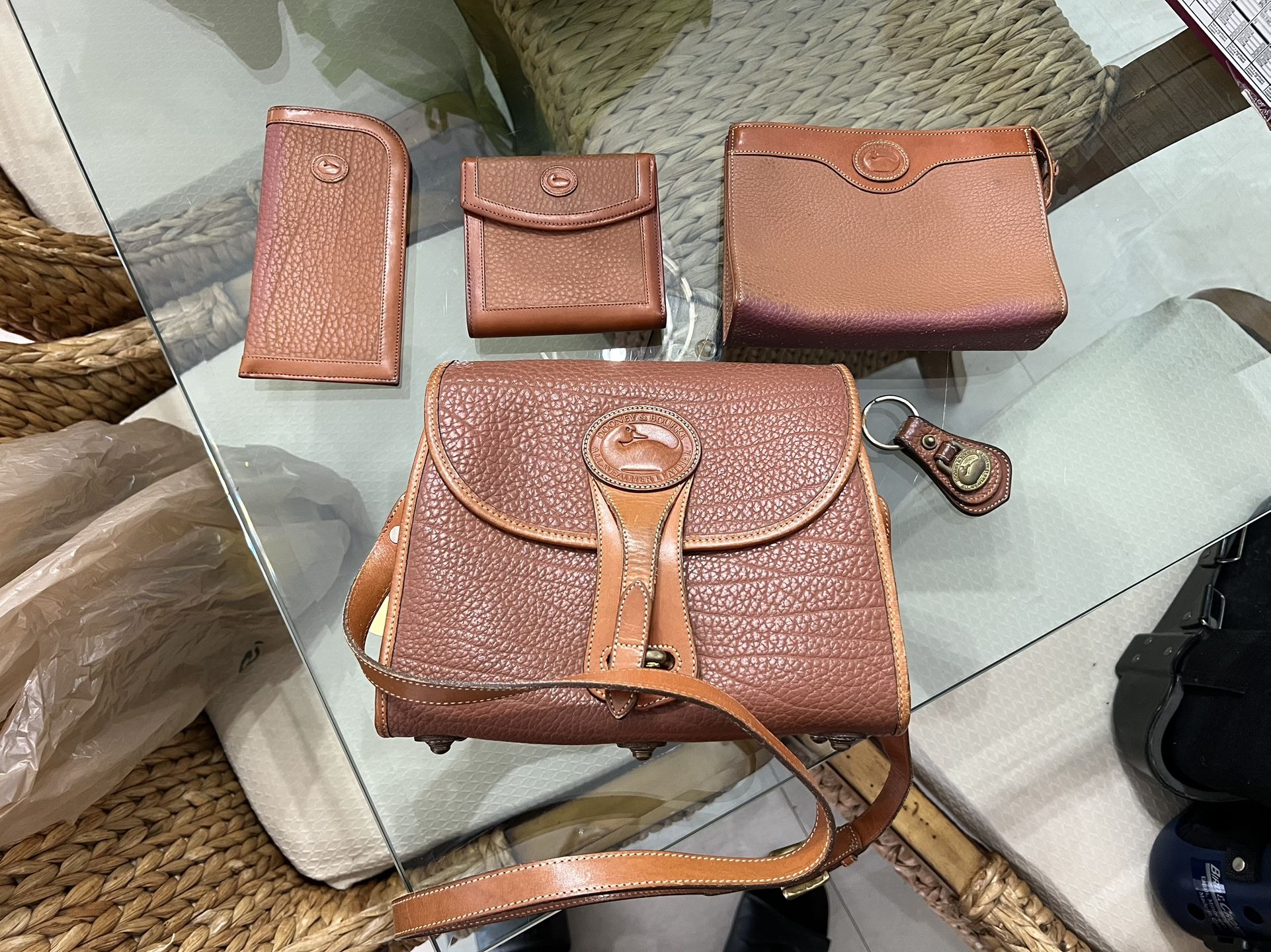Dooney & Bourke Lot