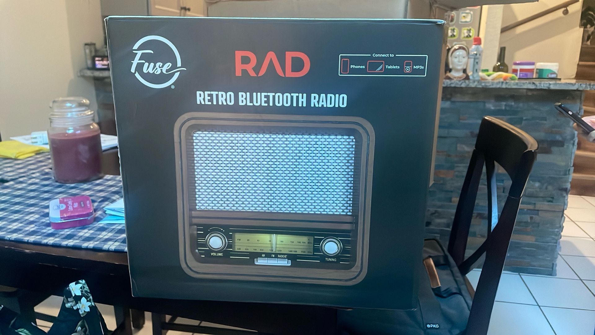 Fuse rad retro Bluetooth radio