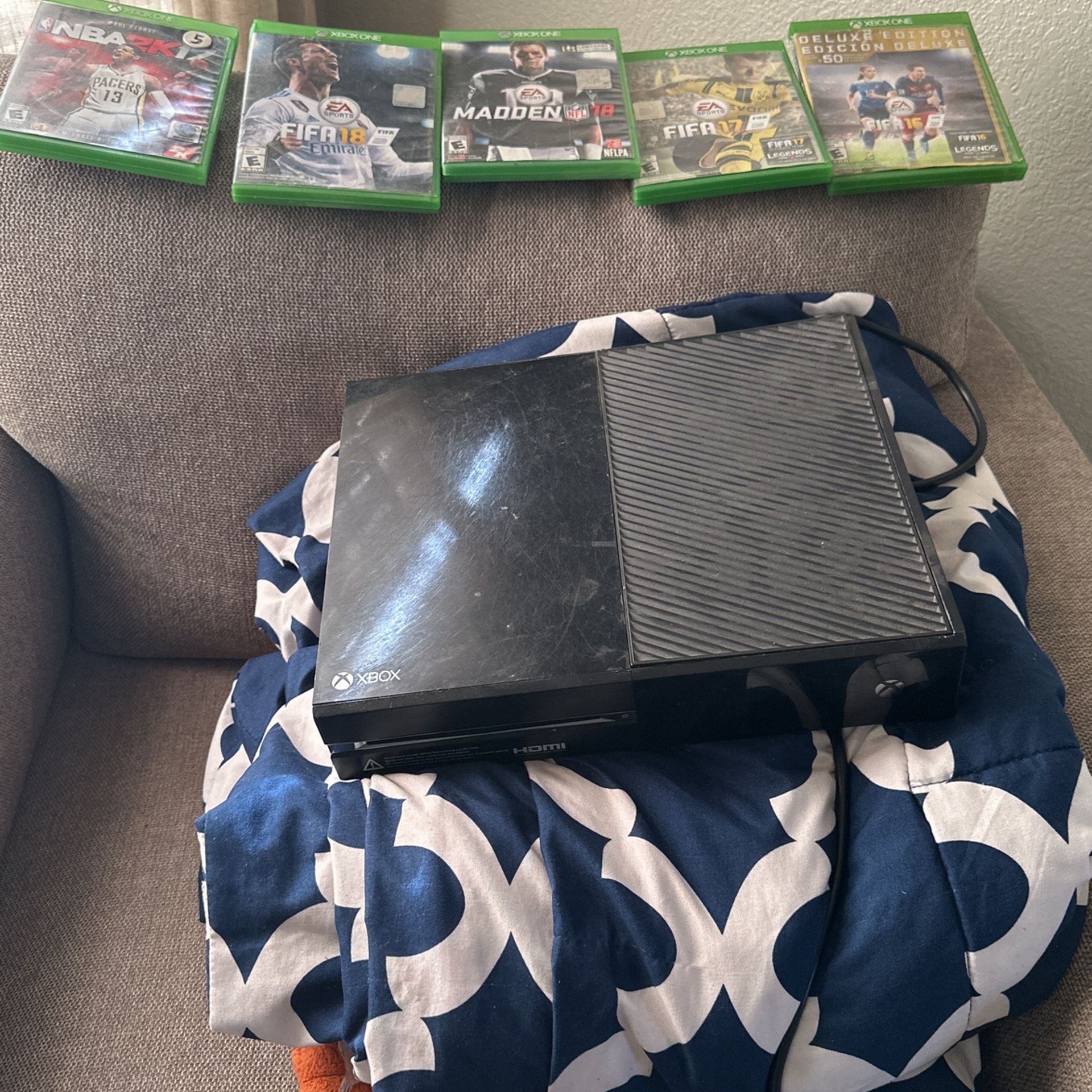 Xbox One With Games 
