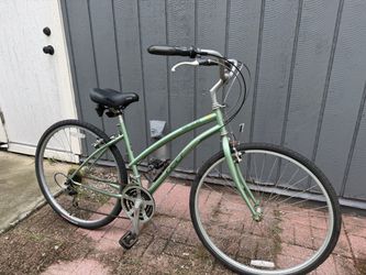 Women’s GT beach cruiser