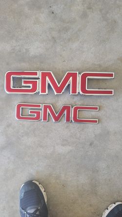 2014-18 GMC sierra front and rear Emblems