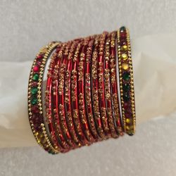 Set Of 13 Thin Red Color Glitter Glass Bangles