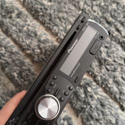 Pioneer Single Din Radio Head Unit
