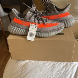 Yeezy 350 V2 Beluga
