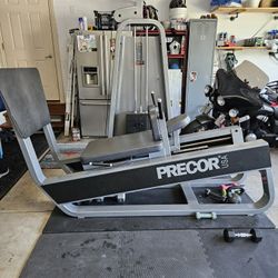 Precor USA ICARIAN LINE Seated Leg Press