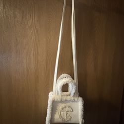 UGG x Telfar Purse
