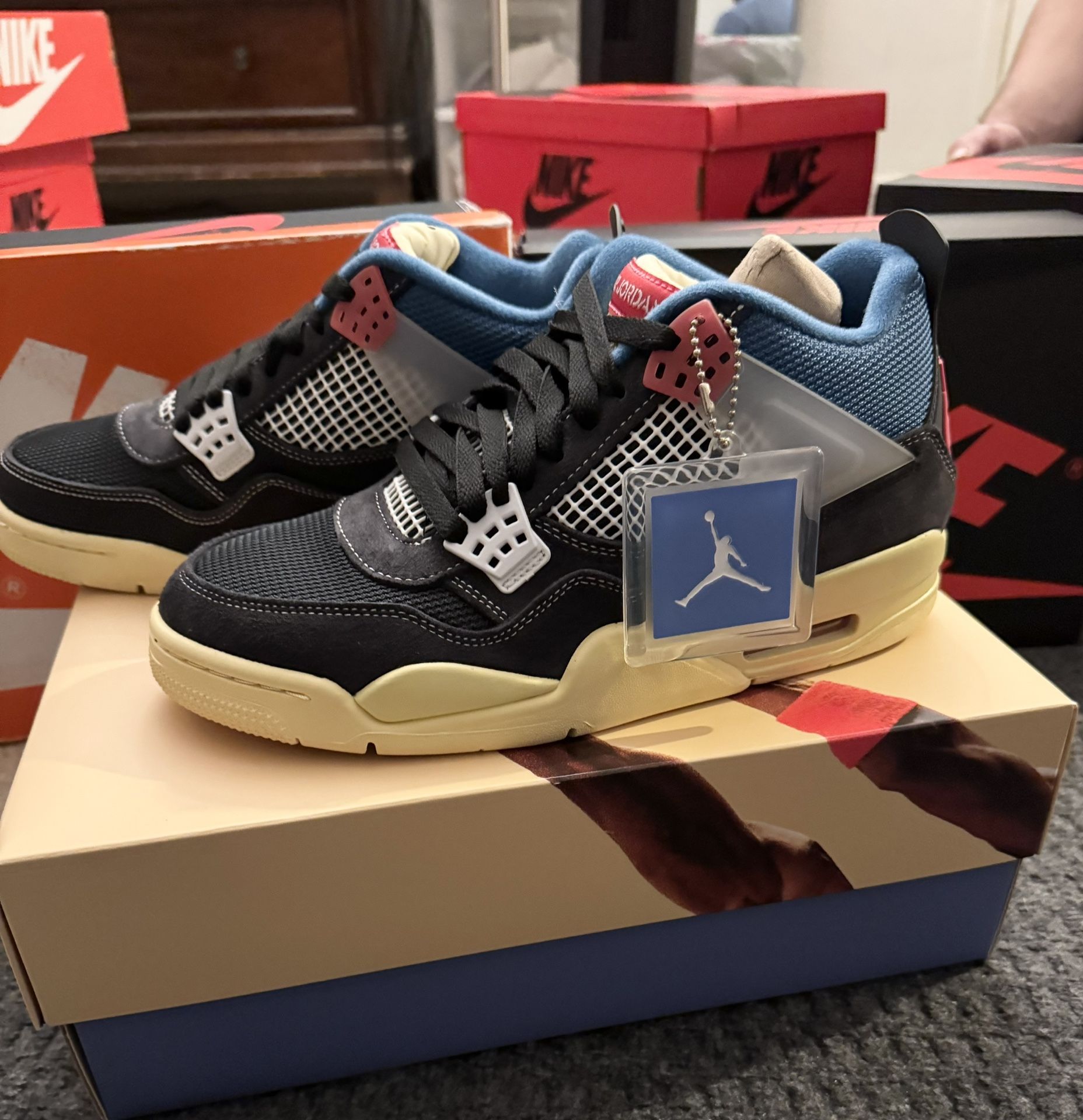 Jordan 4 Retro Union Off Noir Size 9