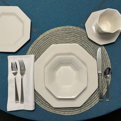 Dinnerware, Nikko Classic Collection, Complete Set Of 6