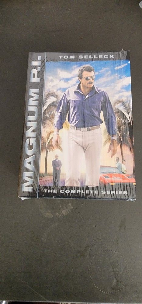 Magnum P.I. The Complete Series DVD