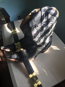 Botas y cinturón