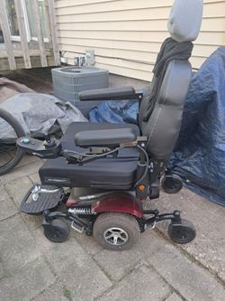 Power wheelchair