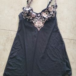 Assorted Womens Nightys Size M $3 Each 