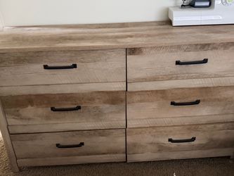 6-Drawer Rustic Wood Dresser