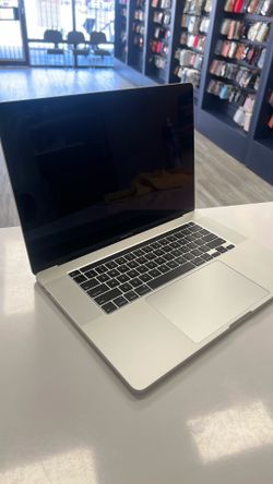 MacBook Pro 16in. 16Ram 512gb 2019