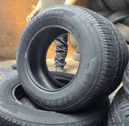 Set of new tires