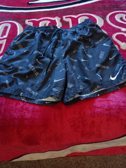 Shorts size medium 3.00