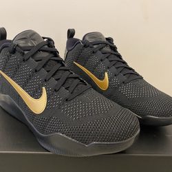 Brand New Kobe 11 Elite Low Protro (Size 10)w/receipt & box