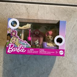 Barbie Accessory Pack, Pet Playdate Theme, with 6 Pieces Including 2 Pets