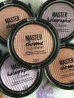 New Maybelline Master chrome Mettalic illuminator