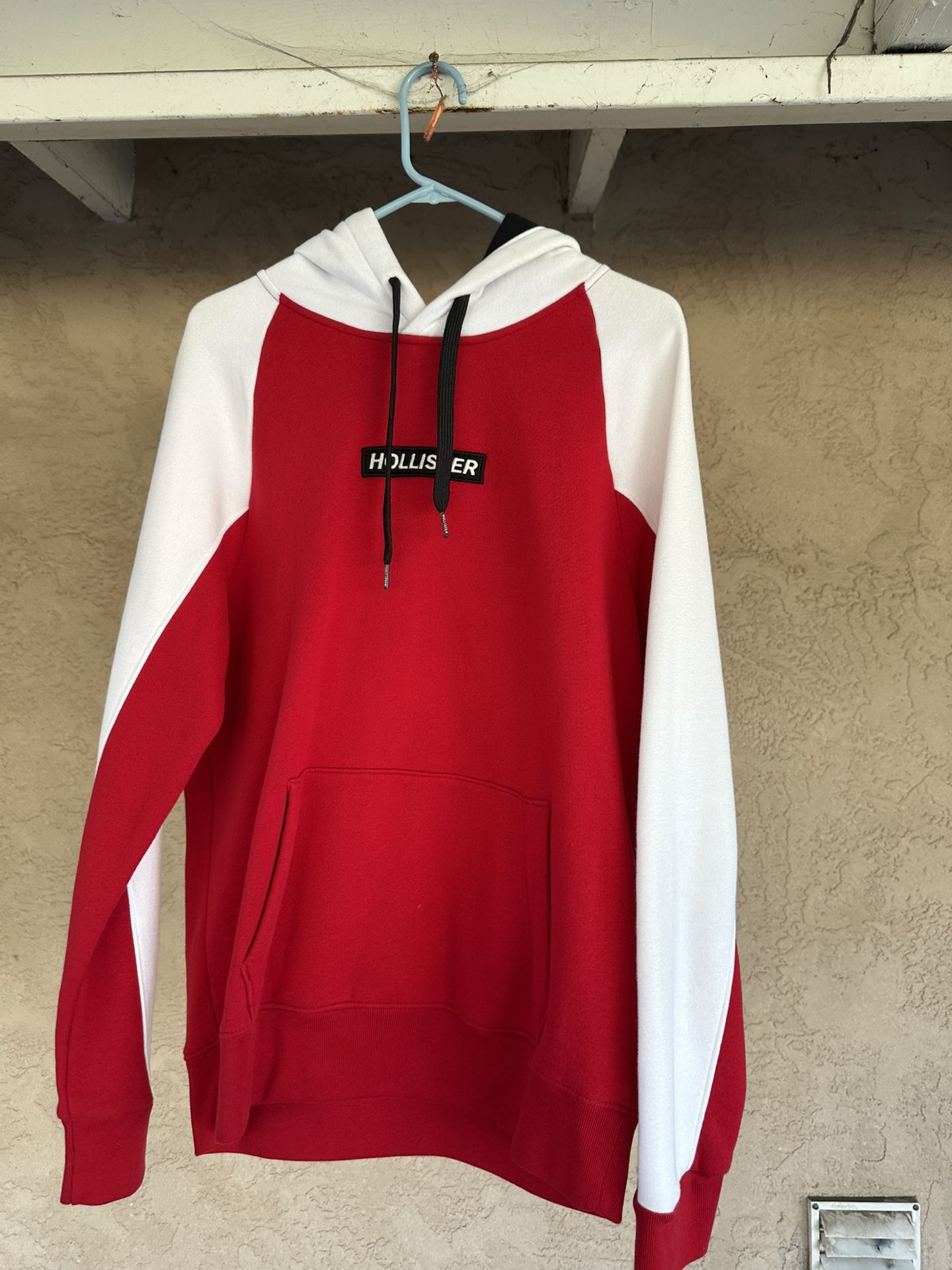 Men’s Hollister Hoodie