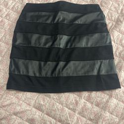 Women’s Pencil Skirt