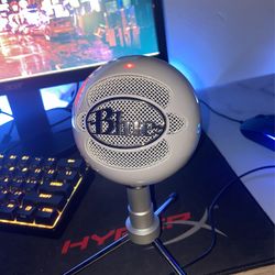 Blue Snow Ball Microphone 