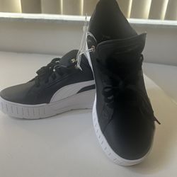 Puma Sneakers