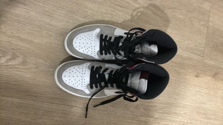 Air Jordan 1 High-Top Sneakers no box 8.5