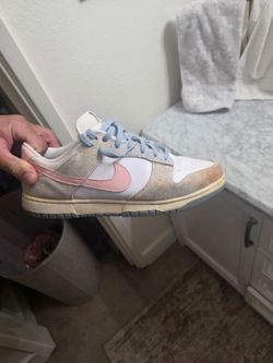 Nike dunks Size 11