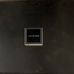 Alpine 1000 W AMP