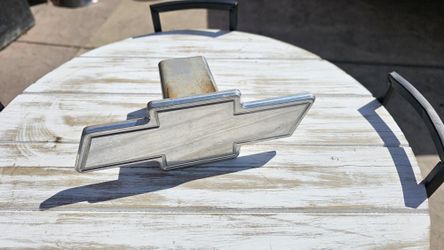 Chevrolet Bowtie Emblem