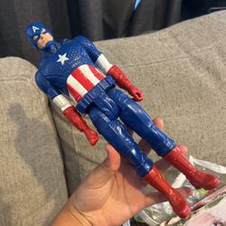 Captain America And Iron Man Figure 