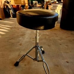 Drum Throne
