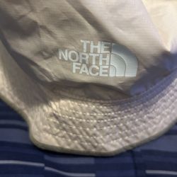 New! North face L-XL/G-TG With Tag! Sun Stash Hat PINKKTNT/MNRLGRY  Unisex 