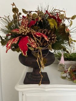 Christmas arrangements