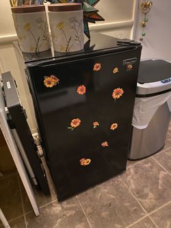 Small Magic Chef Fridge