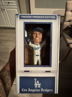 Freddie Freeman Walk Off Home run Bobble head