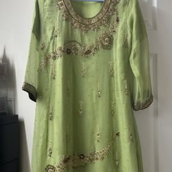 Pistachio green short frock dabka zirsizi embroidered three piece stitched dress size M bust 40 inch