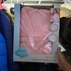 Brand New Women Robe $15