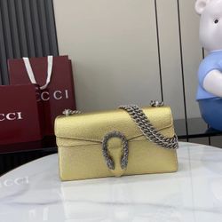 GG Medium-sized handbag shape