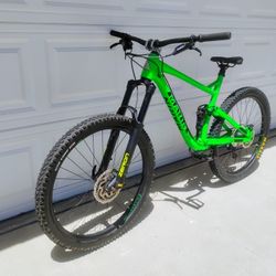 Marin Hawk Hill Full Suspension Bike  Large
