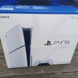 PS5 SLIM DISC NEW IN BOX AND 70" VIZIO 4K MONITOR WITH LG 2.1 SOUND BAR WITH SUBWOOFER $1000 FINAL PRICE SEE 👀 ALL PICTURES 