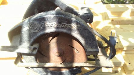 Vintage Black and Decker Skill Saw.