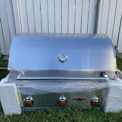 BBQ grill Delta Heat 32 Inch. 3 Burner Build In  Natural Gas