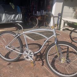 Chicago Schwinn Cruiser Bike