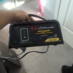 Schumacher Electric 8-Amp 6/12-volt Car Battery Charger