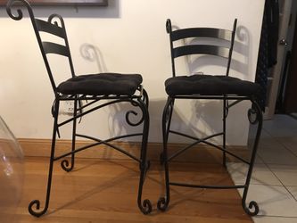 Black iron high counter bar chairs set