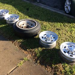 🧐🧐🧐Rally Wheels Set Of 5 Rally Rims 4 Rally Caps 1 Original Spare To Stage The Trunk Check Them Out 🤔🤔🤔