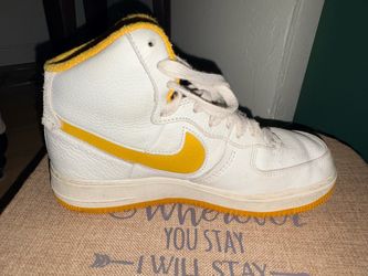 Women’s Nike high top
