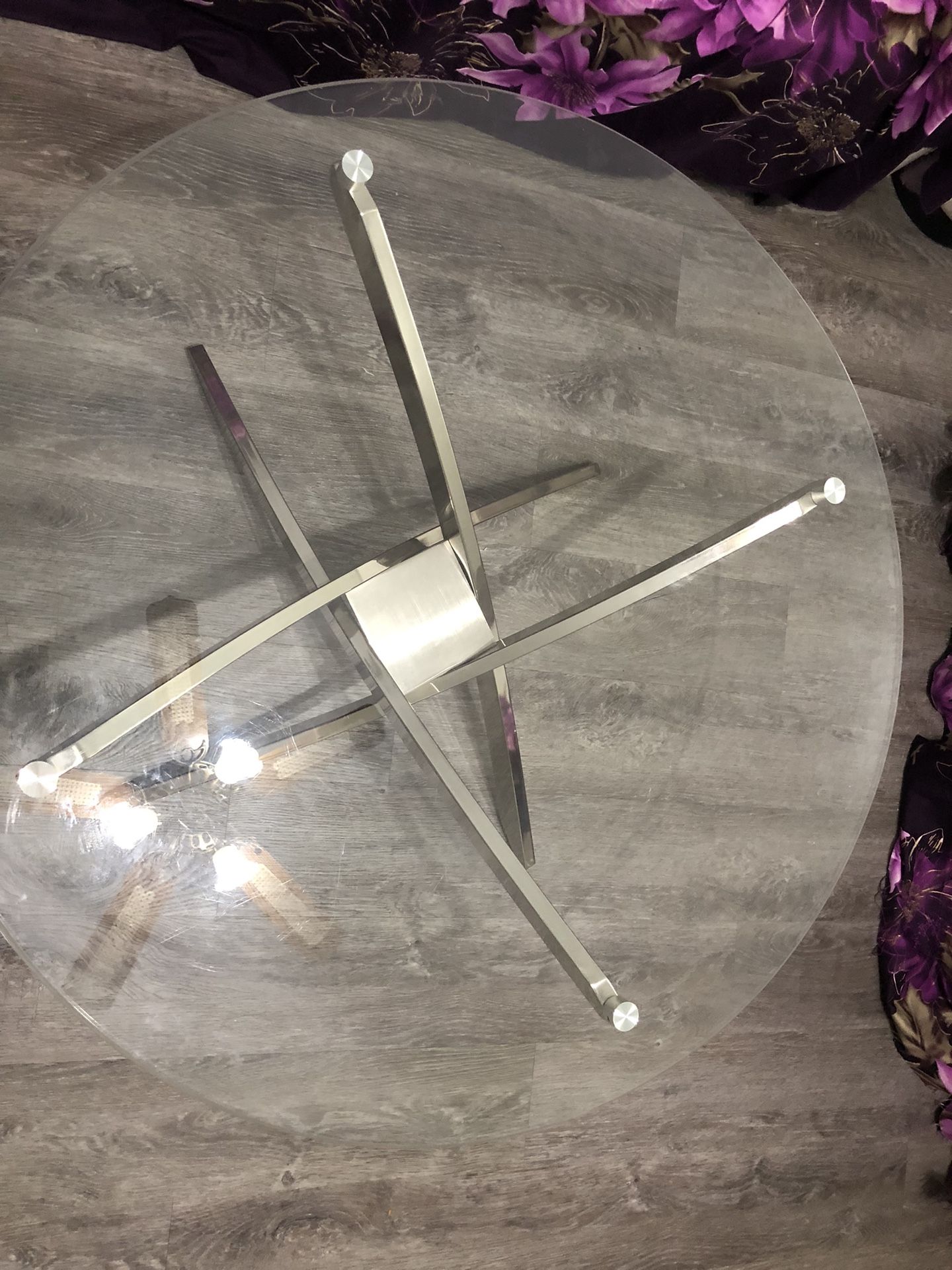 Coffee Table and a decor tabel